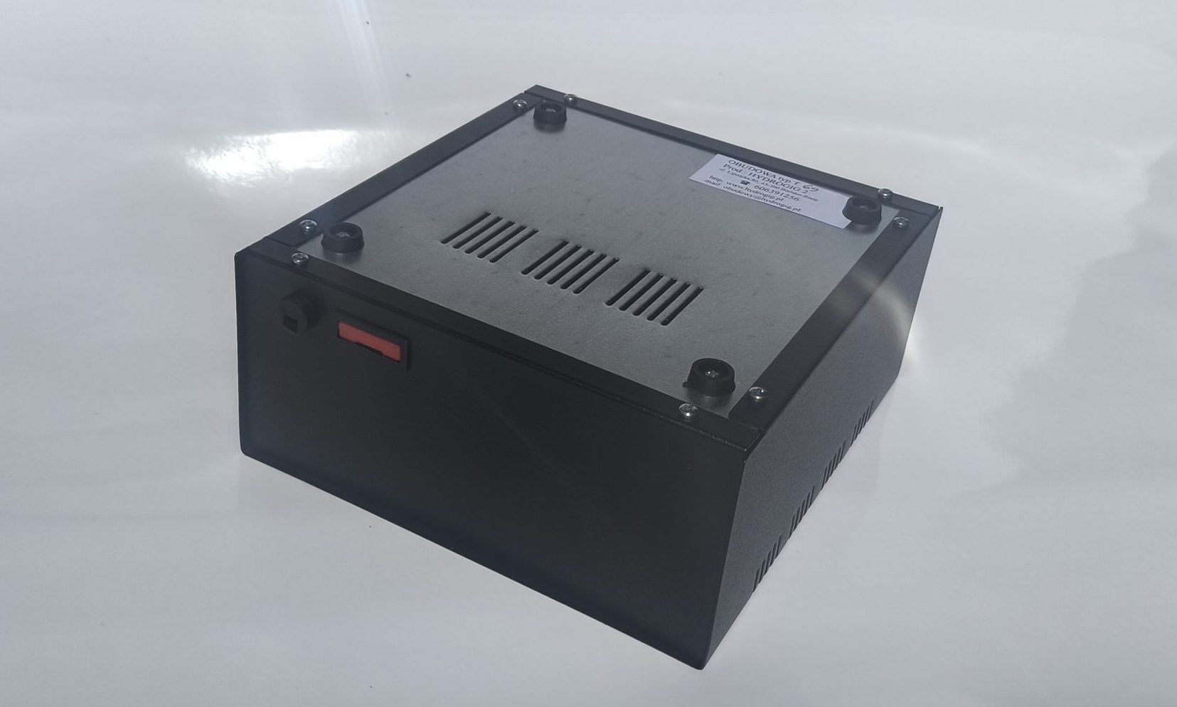 Obudowy i elementy metalowe - typ T